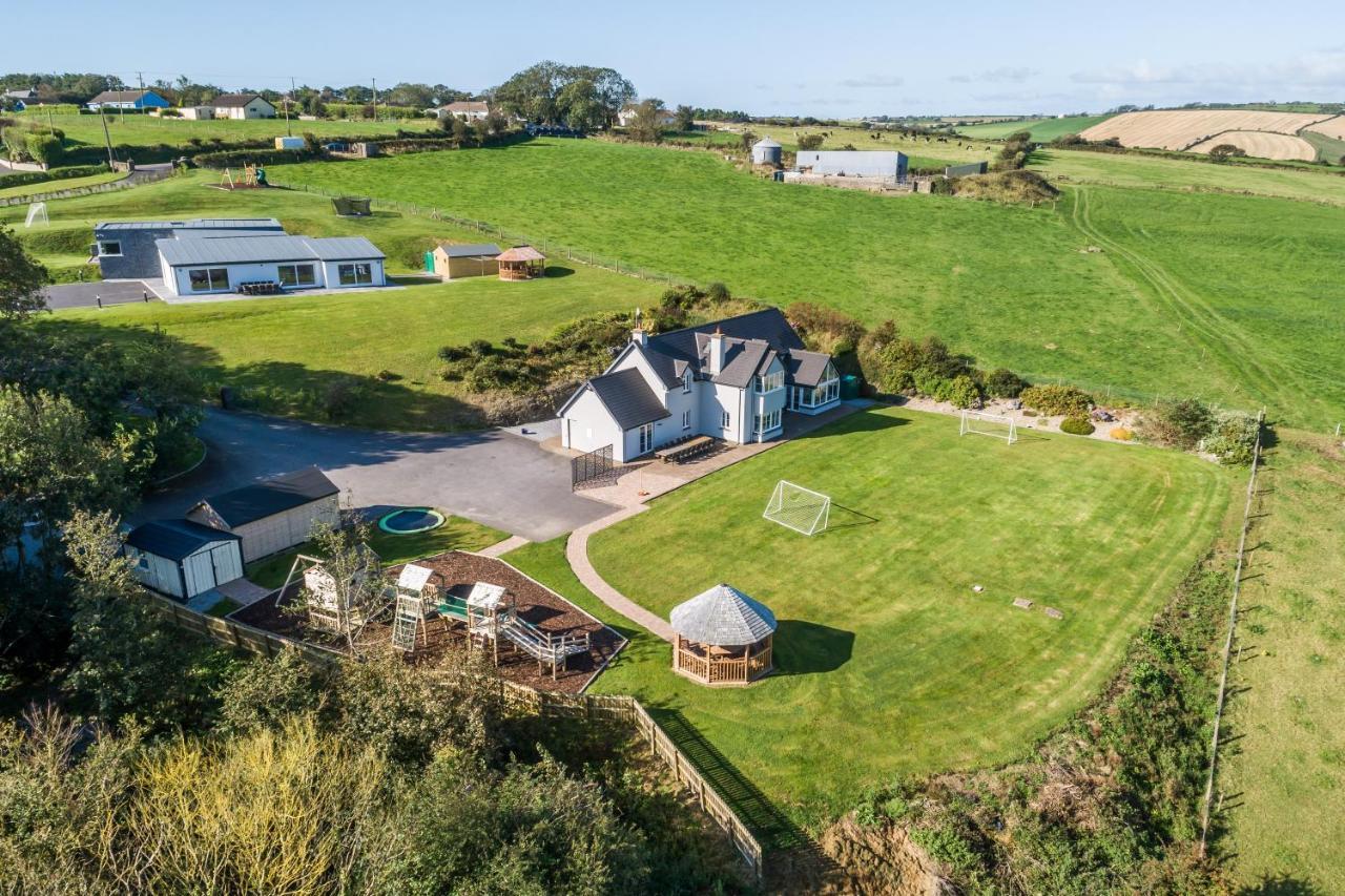 Four Winds,Kinsale Town,Exquisite Holiday Homes,Sleeps 26 Exteriör bild