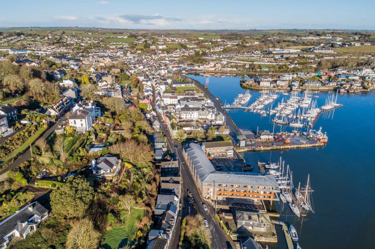 Four Winds,Kinsale Town,Exquisite Holiday Homes,Sleeps 26 Exteriör bild